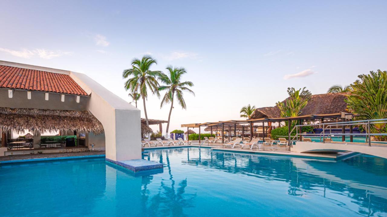 Park Royal Beach Ixtapa Ixtapa  Exterior photo
