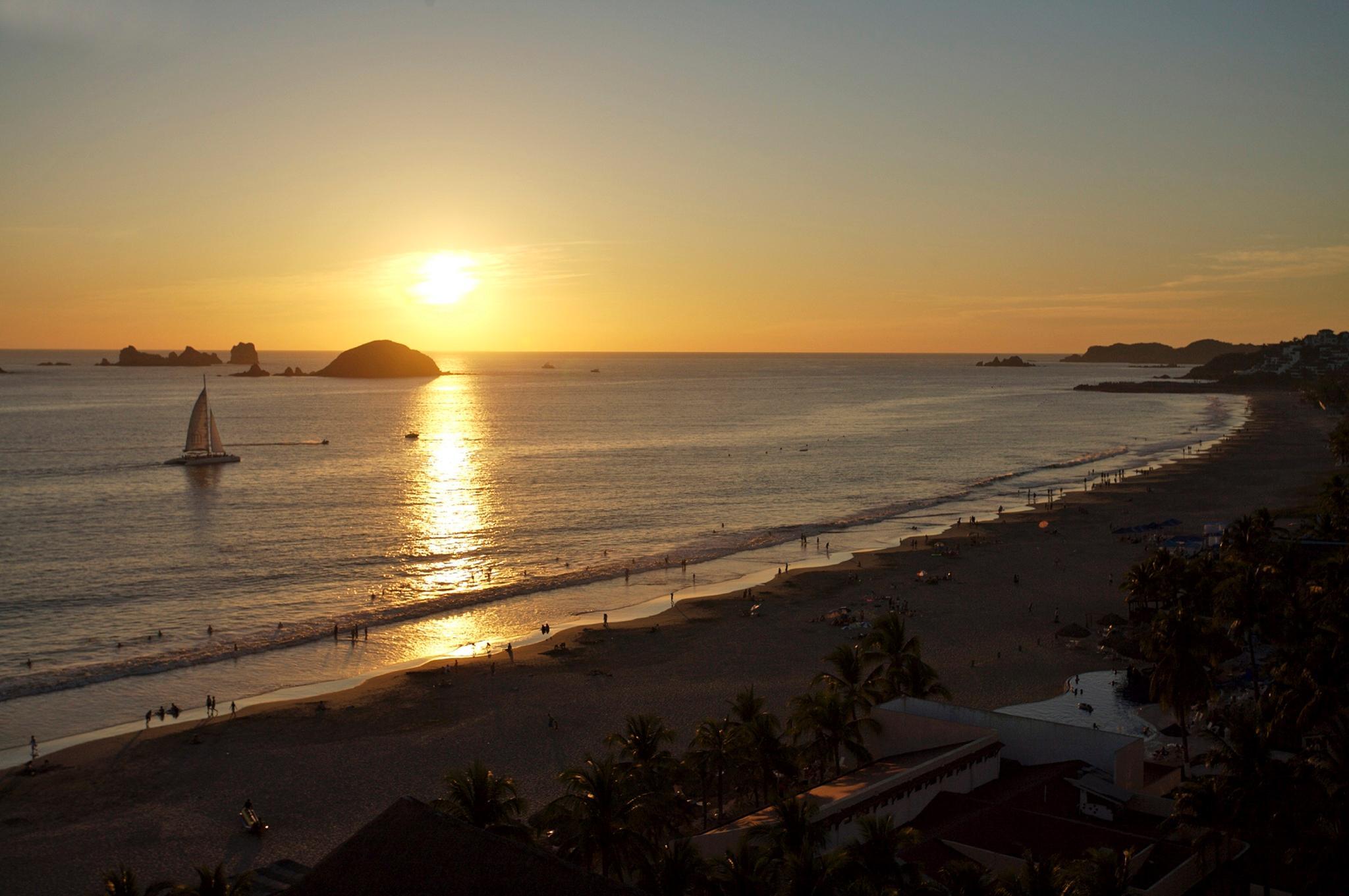 Park Royal Beach Ixtapa Ixtapa  Exterior photo