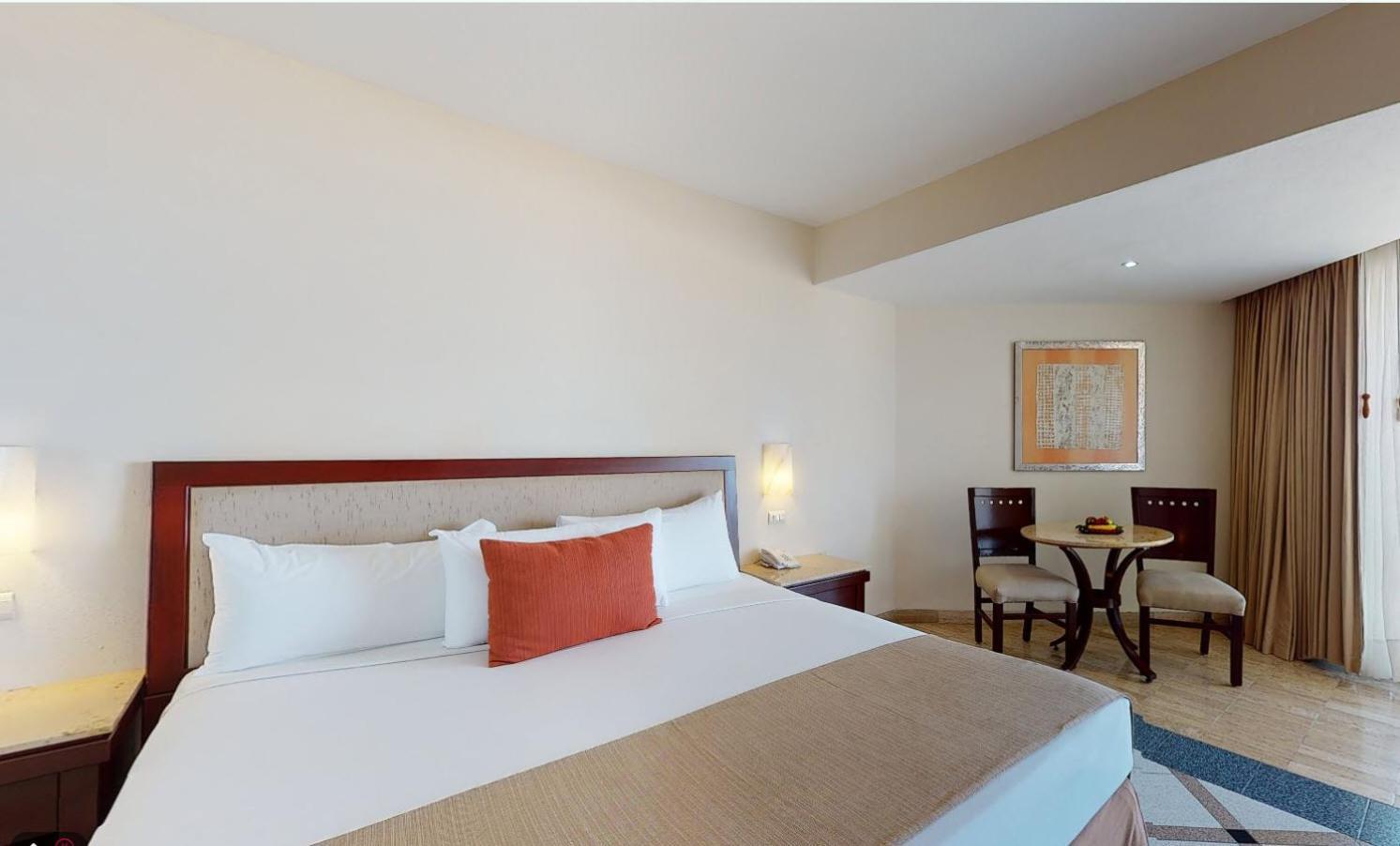 Park Royal Beach Ixtapa Ixtapa  Exterior photo