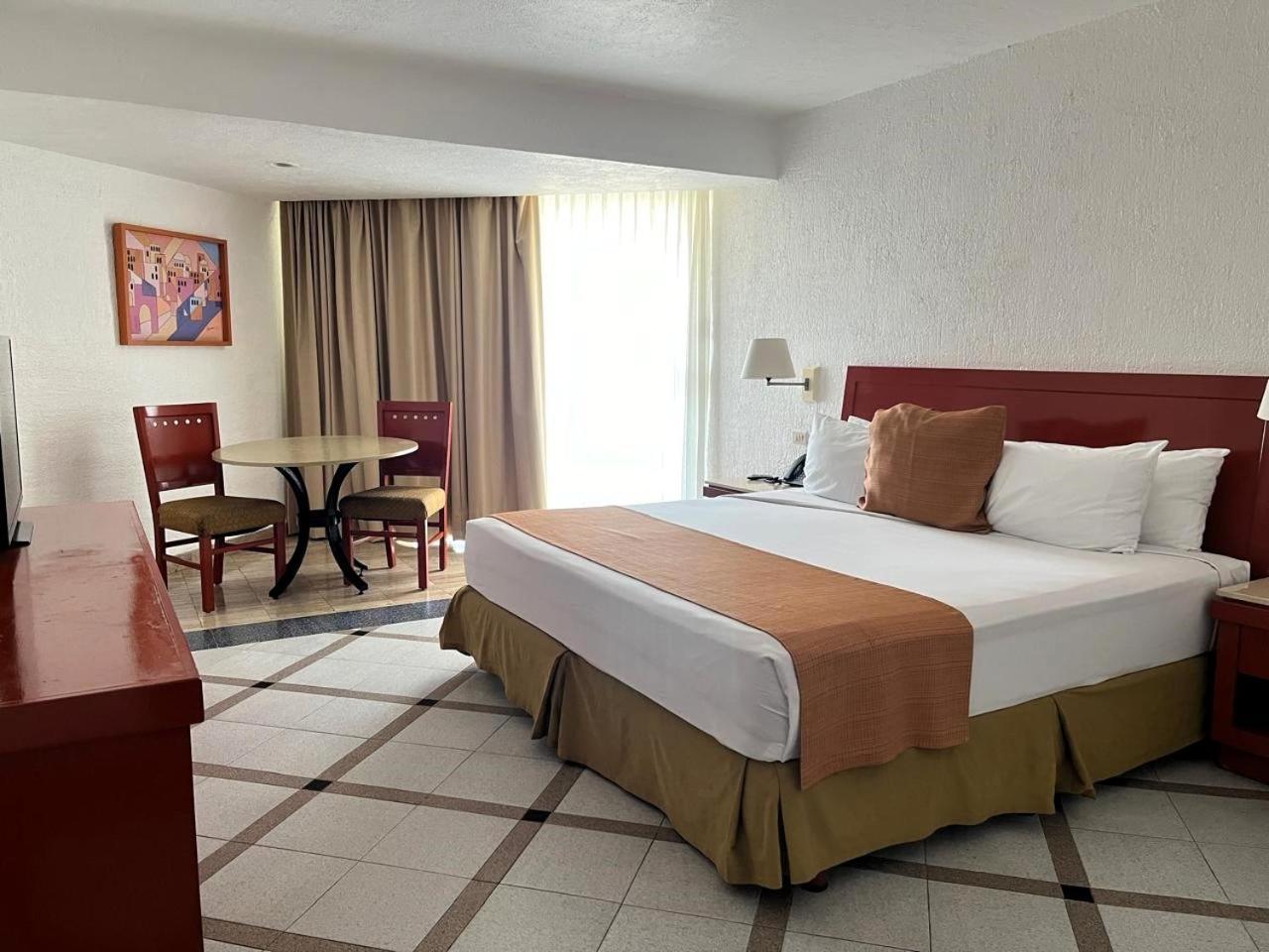 Park Royal Beach Ixtapa Ixtapa  Exterior photo