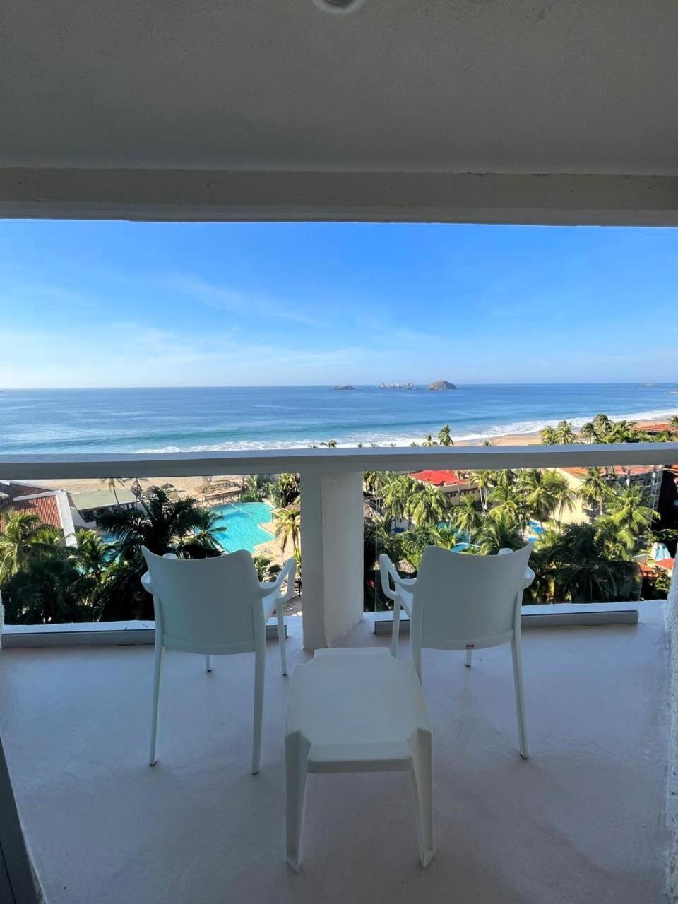 Park Royal Beach Ixtapa Ixtapa  Exterior photo